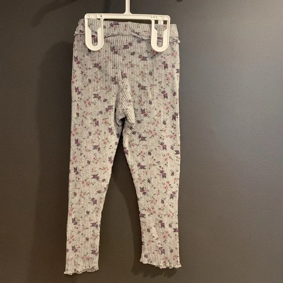 Zara ribbed leggings size 4-5 years - Picture 2 of 3